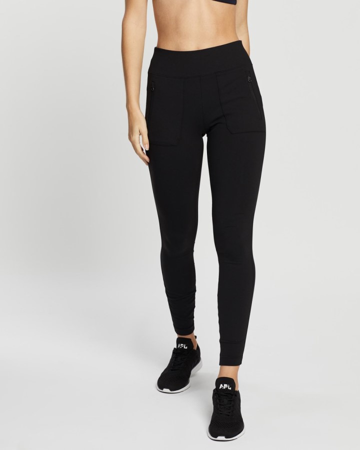 גרביונים היברידיים מהעליון של The North Face