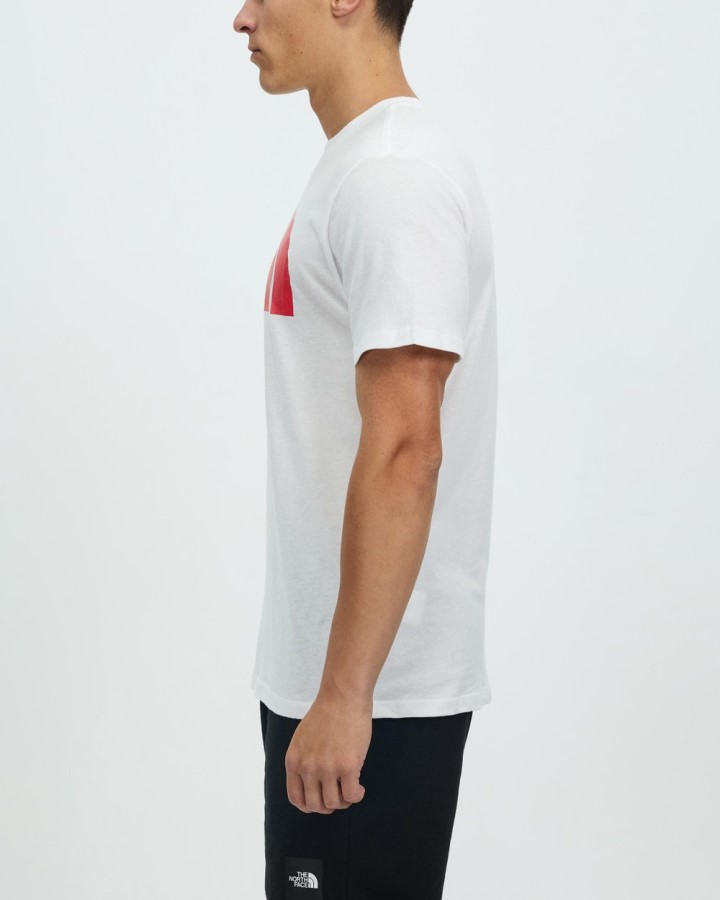 חצי כיפה Ss טי הפן הצפוני לבן