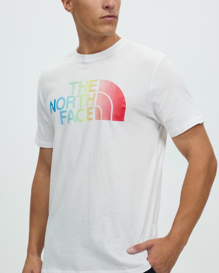 חצי כיפה Ss טי הפן הצפוני לבן