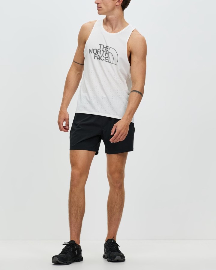 טנק ריצה חסר משקל הפנים הצפוני לבן