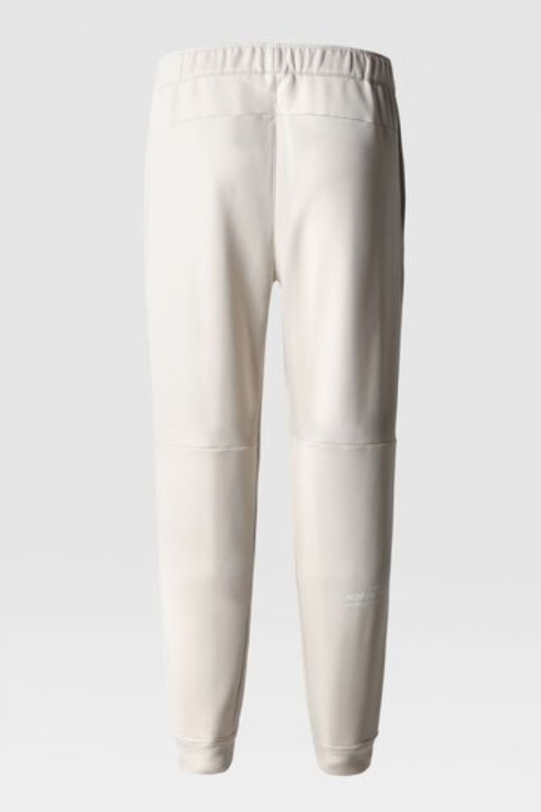 צמר טבעי לגבר רץ את הפנים הצפוני