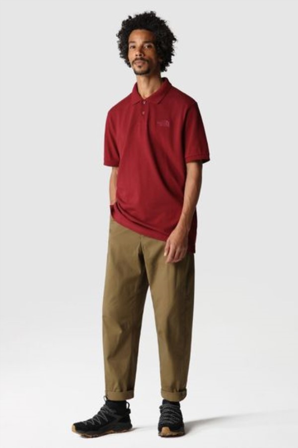 חולצת פולו אדומה פיקט הצפון