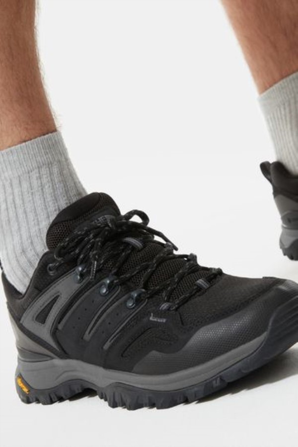 נעלי הליכה קיפוד שחורות עם אור עתידי