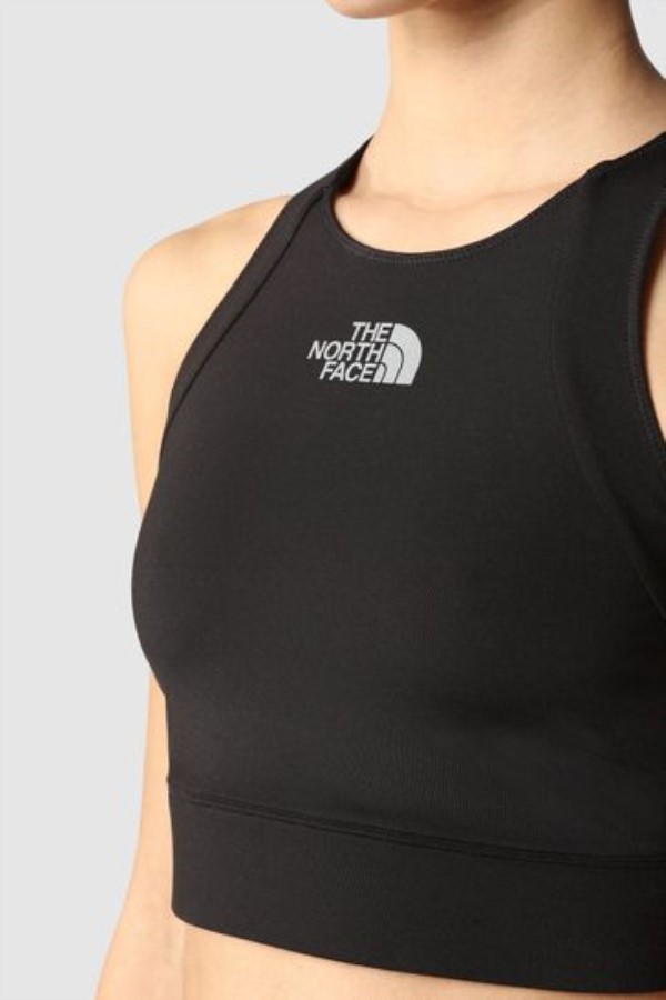 החזייה השחורה של ה-north Face Flex