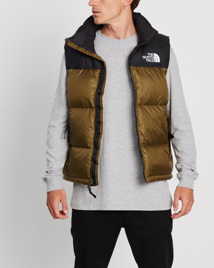 1996 אפוד רטרו Nuptse צבאי זית החזית הצפונית