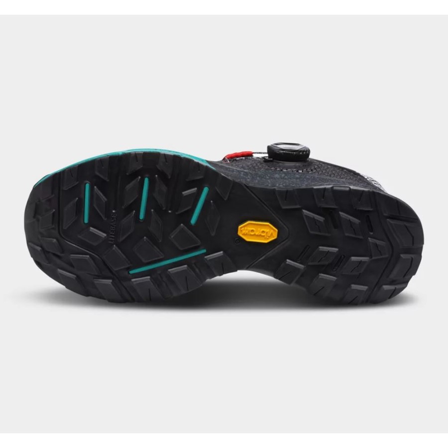 שחור אדום The North Face גברים פסגת סדרת Cragstone Pro נעליים