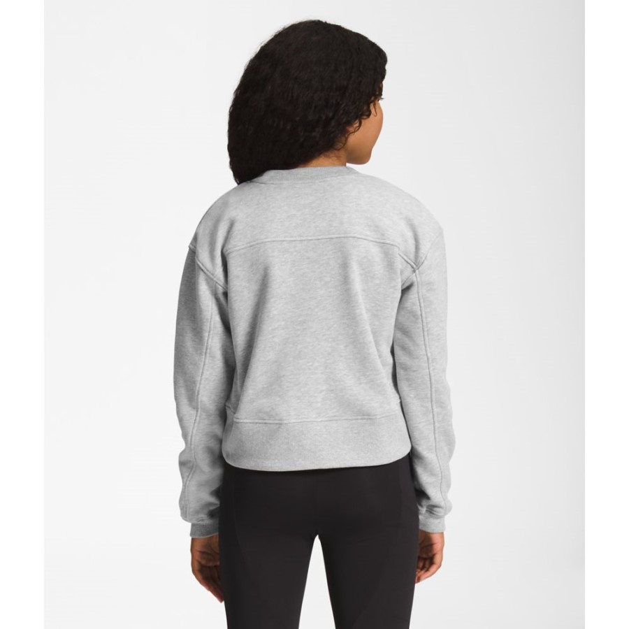 צוות צמר בנות אפורות מחנה הצפון