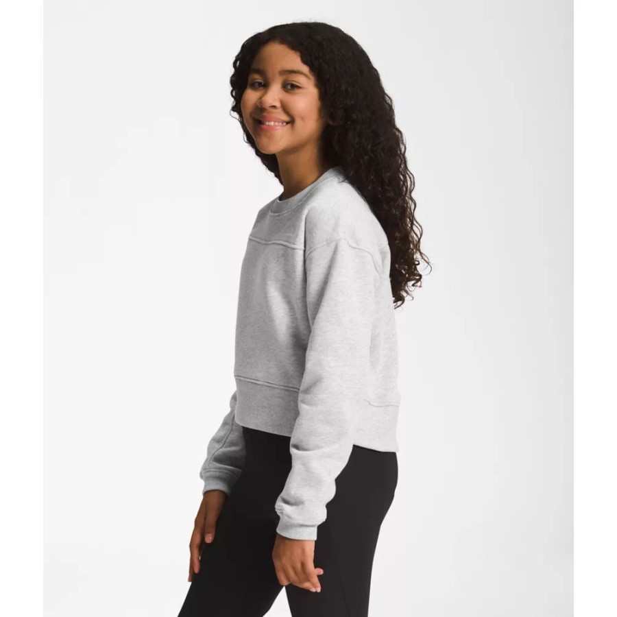 צוות צמר בנות אפורות מחנה הצפון