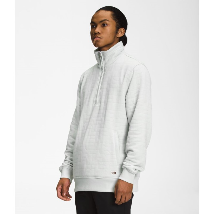 גברים אפורים משתוקקים שיא מרופד רוכסן את החזית הצפונית