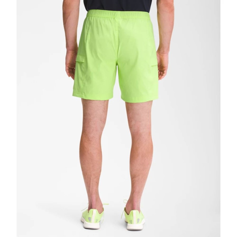 מכנסיים קצרים חגורים בכיתה V ירוק החזית הצפונית