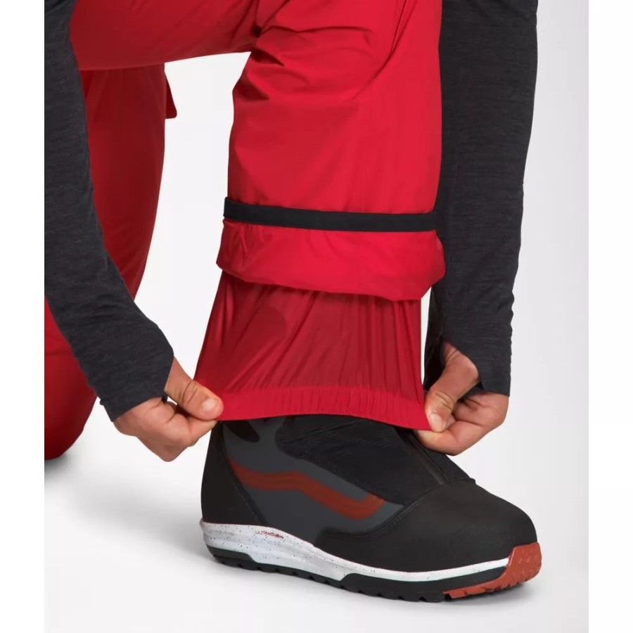 גברים חופש ביבס את הפנים הצפוני אדום