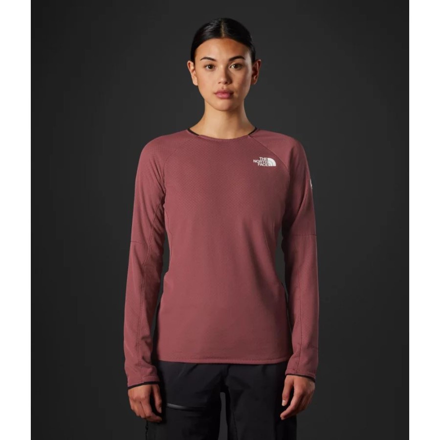 צוות הפליסה העתידי של סדרת הפסגה של ג'ינג'ר נשים