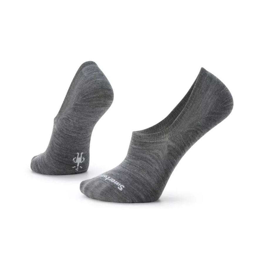 הגרביים הצפוניים בצבע אפור בינוני