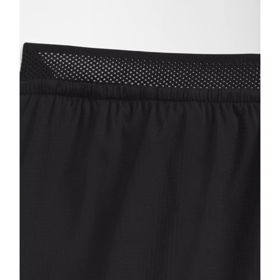 ה-North Face גברים טיסה Stridelight מכנסיים קצרים שחורים