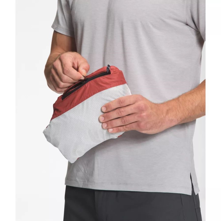 הגברים של ה-North Face מודפסים ז\'קט Alta Vista בצבע אדום גרניט