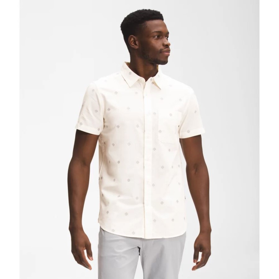 The North Face גברים שרוולים קצרים בייטרייל חולצת ג'קארד לבנה