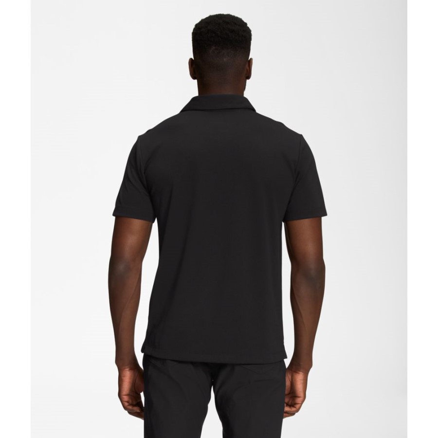 הגברים הצפוניים משוטטים פולו שחור