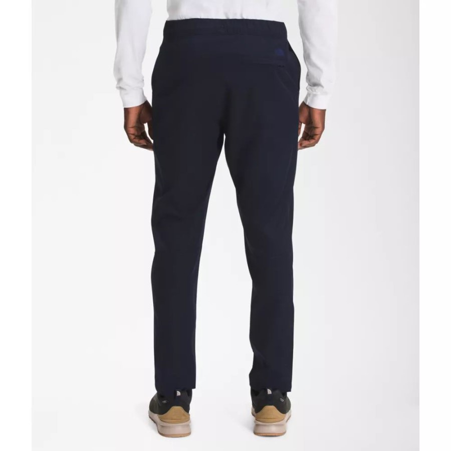 מכנסיים סטנדרטיים מחודדים