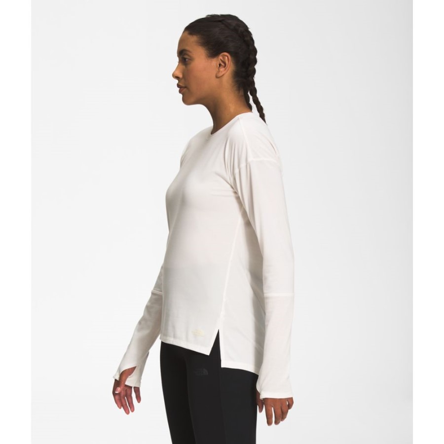 החזית הצפונית נשים לבנות חולמות עם שרוולים ארוכים