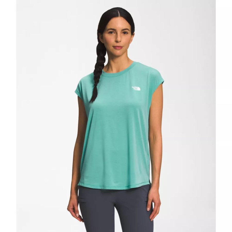 הנשים בפנים הצפוני משוטטות ווסאבי עם שרוולים קצרים