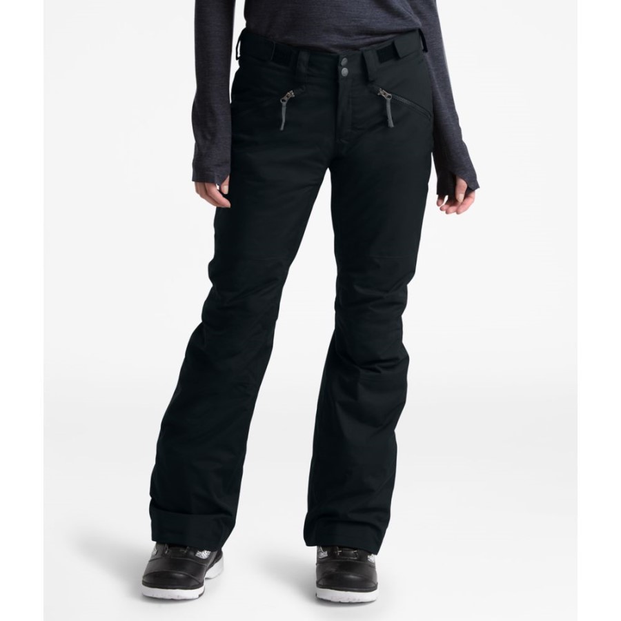 מכנסי נשים בקירוב שחורים את הפנים הצפוניות