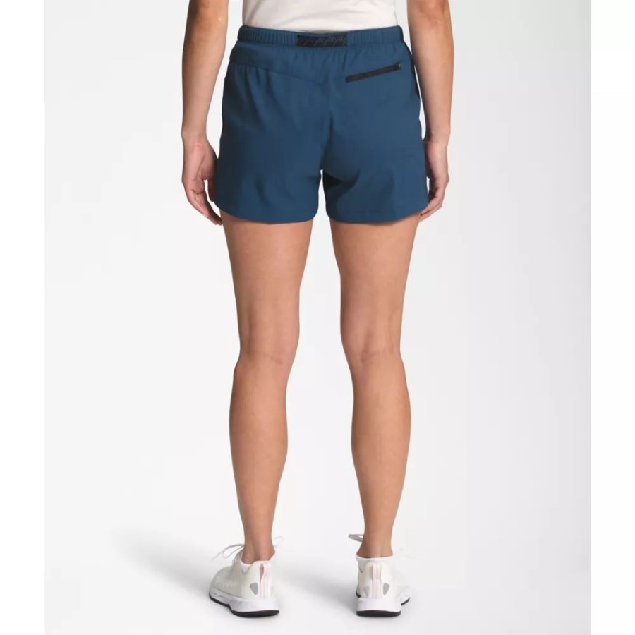 נשים כיתת V מכנסיים קצרים חגורים כחולים מוצלים את הפנים הצפוני