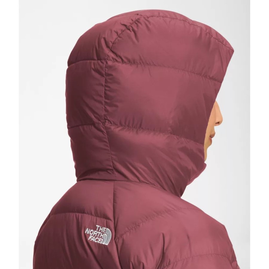 נשים הידרנליט למטה מידי ג\'ינג\'ר את הפנים הצפוני