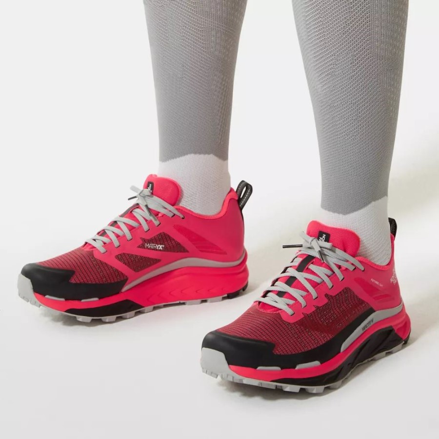 Black The North Face גברים Ectiv Futurelight Infinite Trail נעלי ריצה