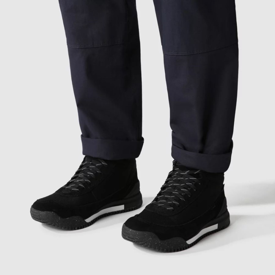 גברים שחורים לבנים בחזרה ל-Berkeley III מגפי טקסטיל ברחוב הצפון