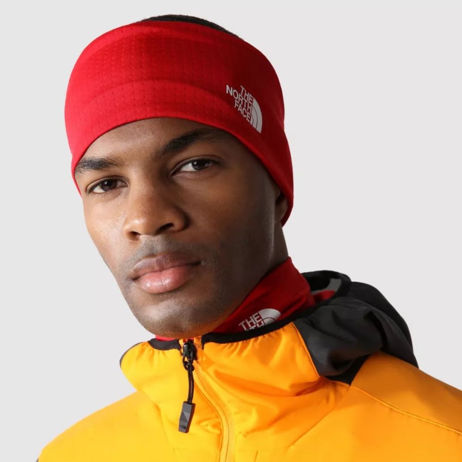 אדום רצועת הראש של פאסטק עם הפנים הצפוני