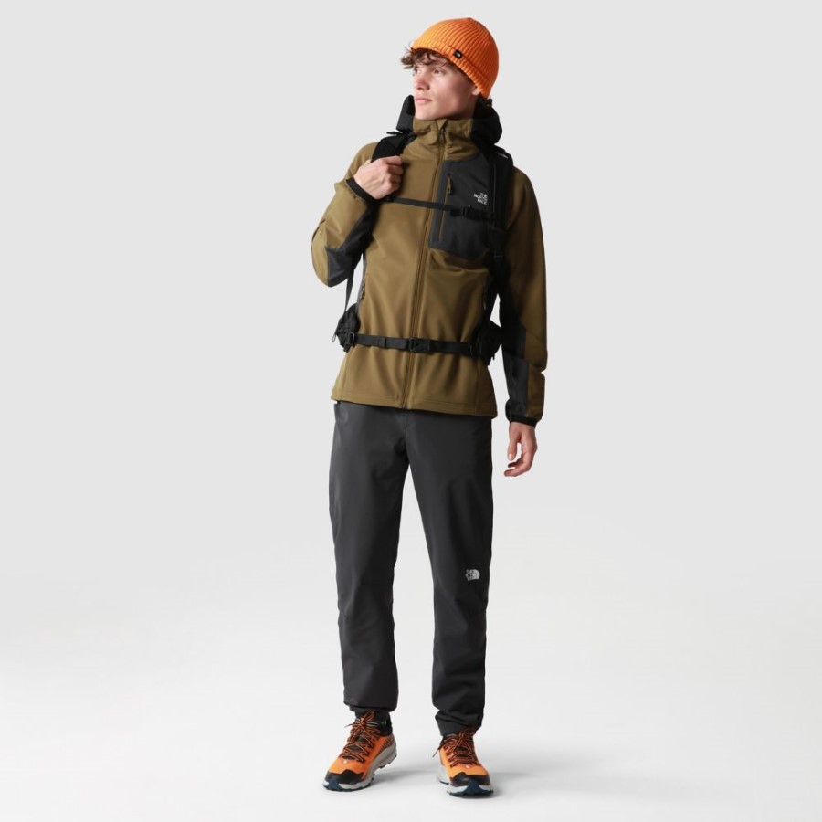 קפוצ\'ון קפוצ\'ון קפוצ\'ון רך אתלטי גברים זית צבאיים בצפון הפנים