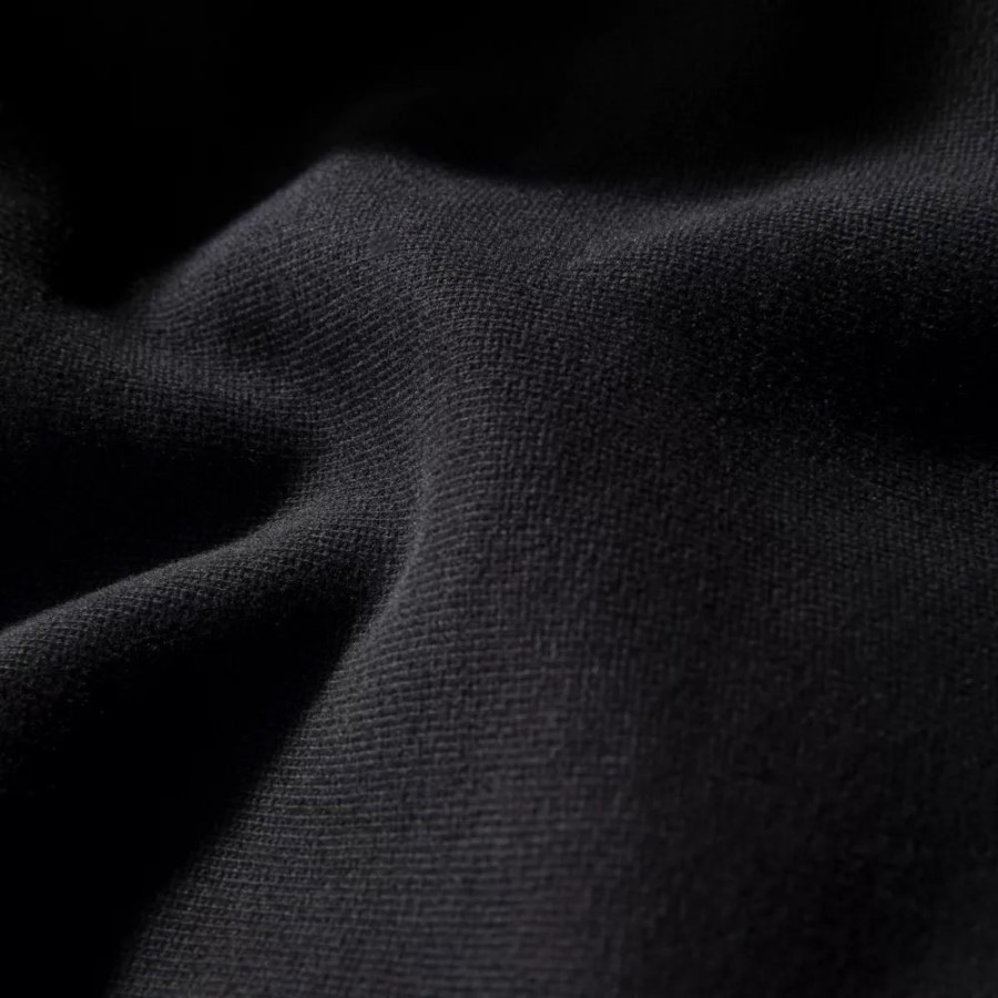 נשים קואורדינטות סוודר שחור