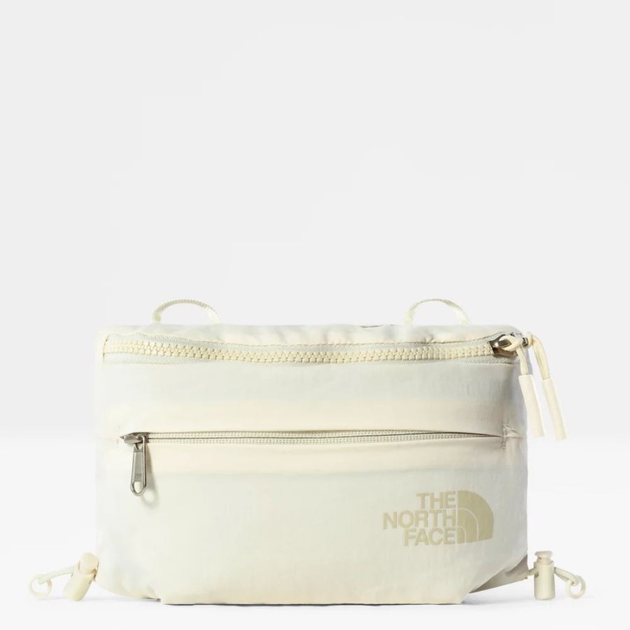 הנשים הצפוניות לעולם לא מפסיקות לבנה