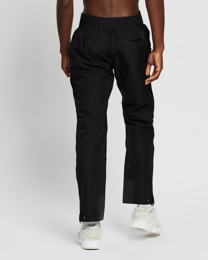 מכנסיים עם רוכסן מלא שחור