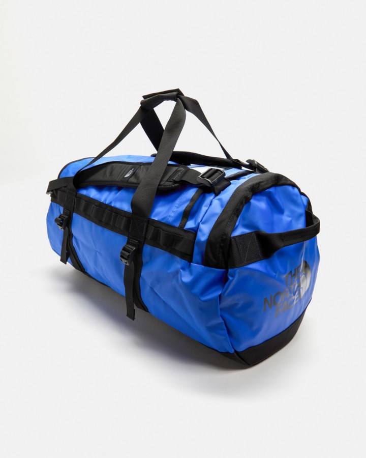 מחנה בסיס כחול ושחור דופל את החזית הצפונית