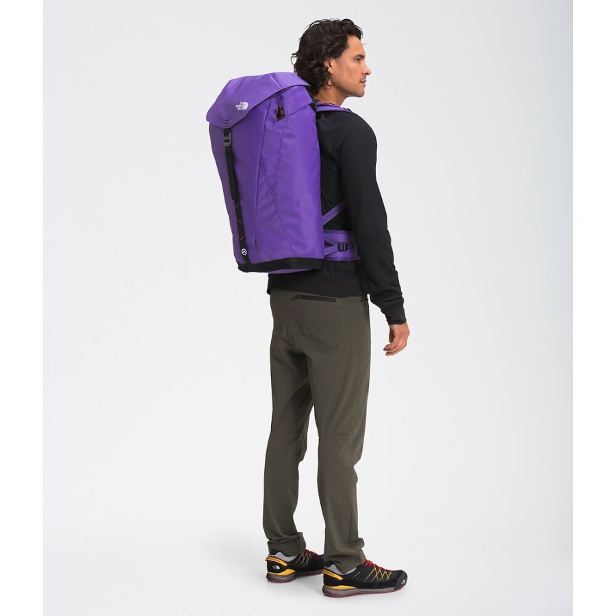 The North Face Cinder Pack 40 Peak Purple