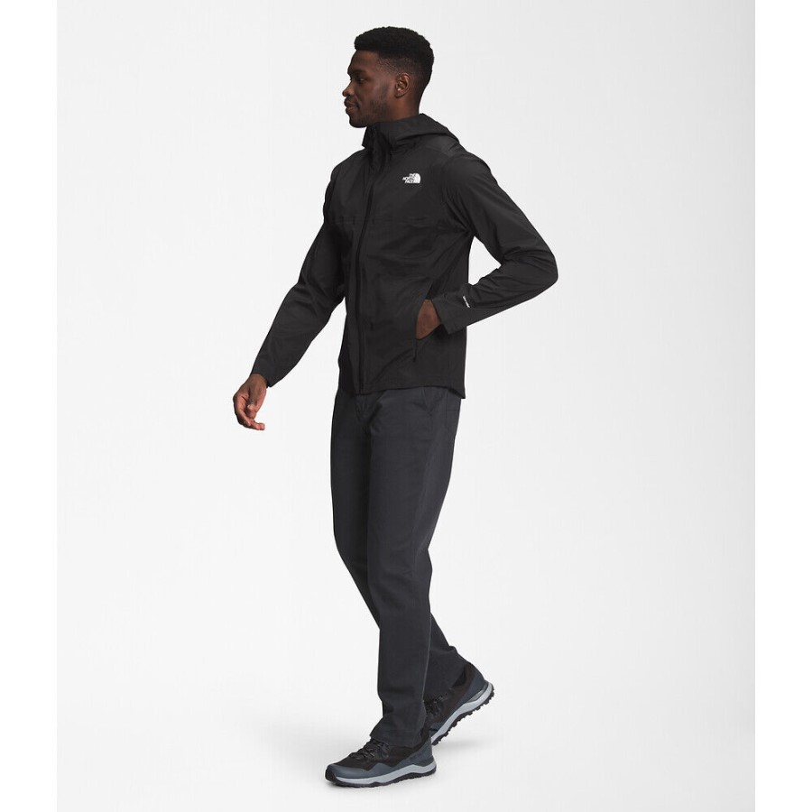 The North Face גברים West Basin Dryvent מעיל שחור