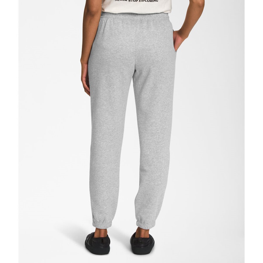 ה-North Face נשים אפור חצי כיפה מכנסי טרנינג