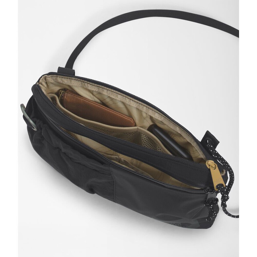 תיק כתף הרים את הפנים הצפוני שיזוף שחור