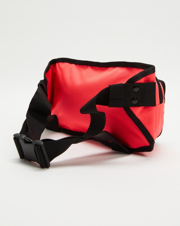 החזית הצפונית לחקור את הירך ירוק