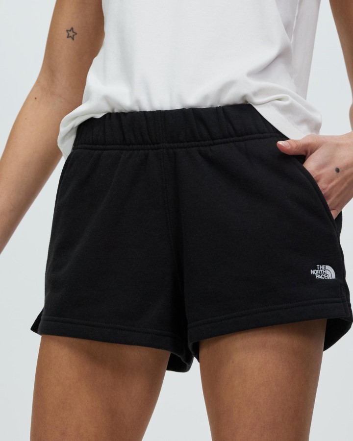 מכנסי לוגו שחורים עם חצי כיפה שחורה