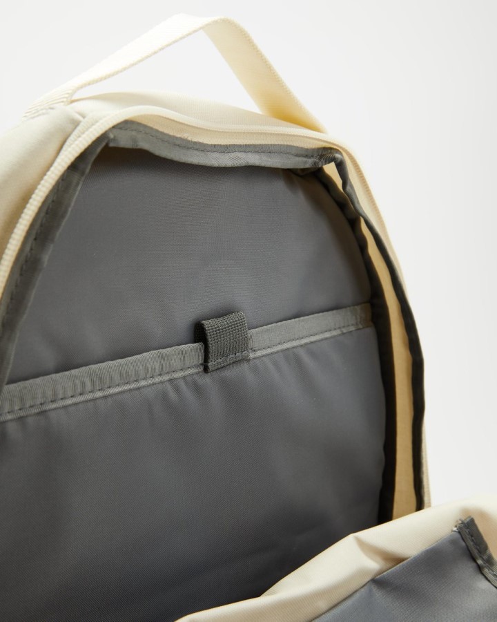 תרמיל יום שזוף ובז\'